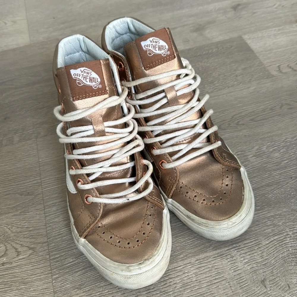 VANS - Picture 2 of 5